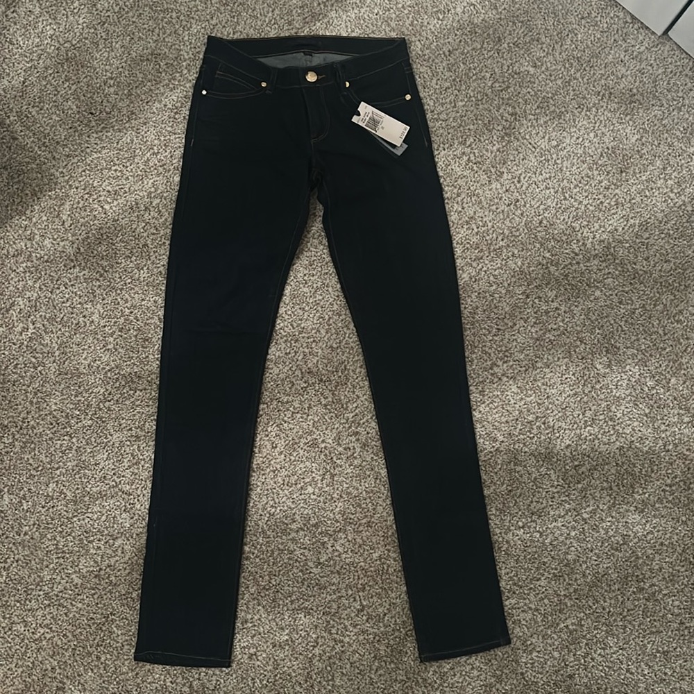 Juicy couture, dark wash, skinny fit denim jeans. Size 26x33